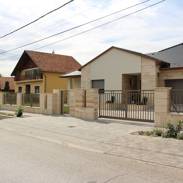 Aluminiumzaun aus Vierkantrohr 25 x 25 mm